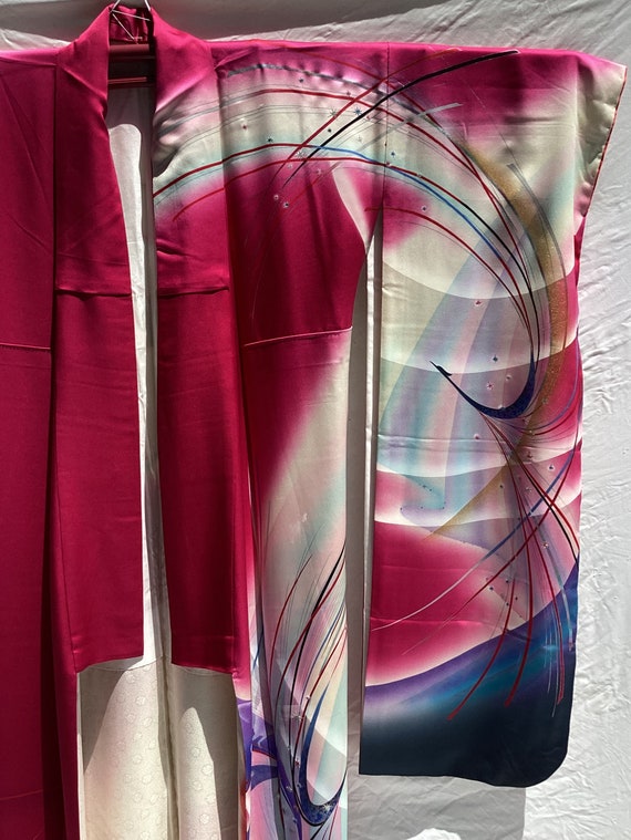 Stunning Japan hot pink silk kimono, texture, print a… Gem