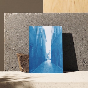 Cahors Carte Postale - Ruelle A6 - Cyanotype - Artisanal - Blueprint - Pose Longue - paysage - Photographie- Tirage Papier