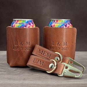 American Horween Leather Can Cooler and Bottle Wrap. Beer Can Holder. Leather Wedding Favors. Groomsmen Gifts. Thank You Gifts Custom Logo