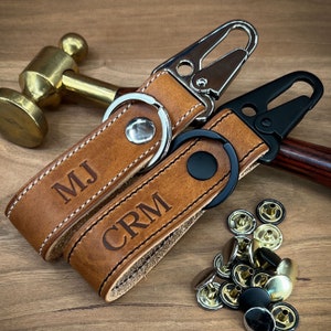 Horween Leather Clip Keychain. Handmade Leather Keychain. Heavy Duty Belt Loop Keychain for Dad. Personalized Keychain for Fathers Day Gift