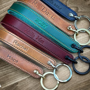 Premium Leather Keychain Handmade in Horween Leather. Personalized Keychain Wristlet for Women and Men. Leather Key Chain for Women and Men