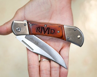 Pocket Knife Personalized Gift, Engraved Birthday Christmas Gift for Husband, Daddy, Grandpa, Papa, Abuelo, Father's Day Gift