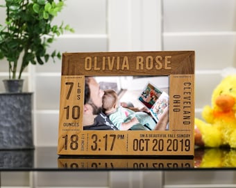 Birth Announcement Picture Frame, Personalized Baby Frame, Nursery Decor, Newborn Gift, Baby Girl, Baby Boy