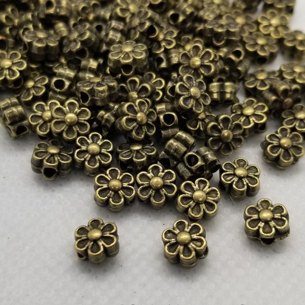 20 Bronze Flower Bead, Tibetan Style Spacer, 6.5mm in diameter, 4.5mm thick, hole 1mm