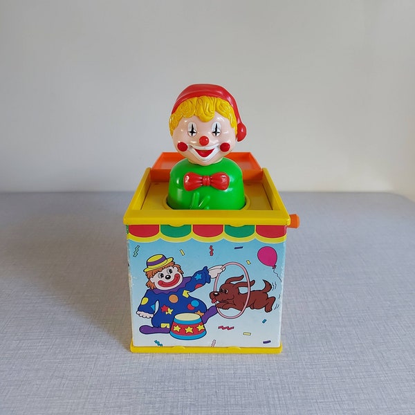 Vintage Jack in the box Redbox 1987