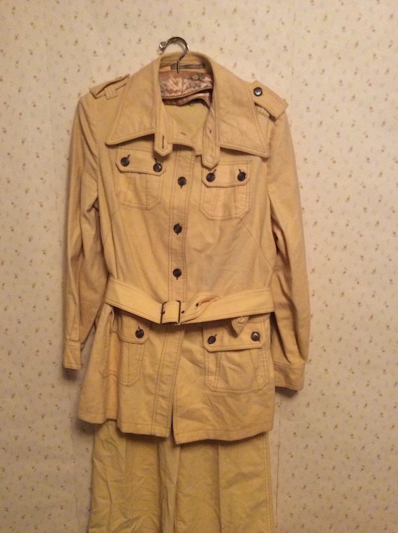 Vintage 1970’s Yellow Suit with Buttoned Buckled J