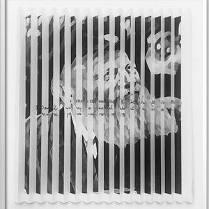 Escultura de pared 3D Shem Tov &quot;El Rebe de Lubavitch&quot;, firmada a mano, con marco personalizado y certificado de autenticidad. Tres opciones de tamaño.