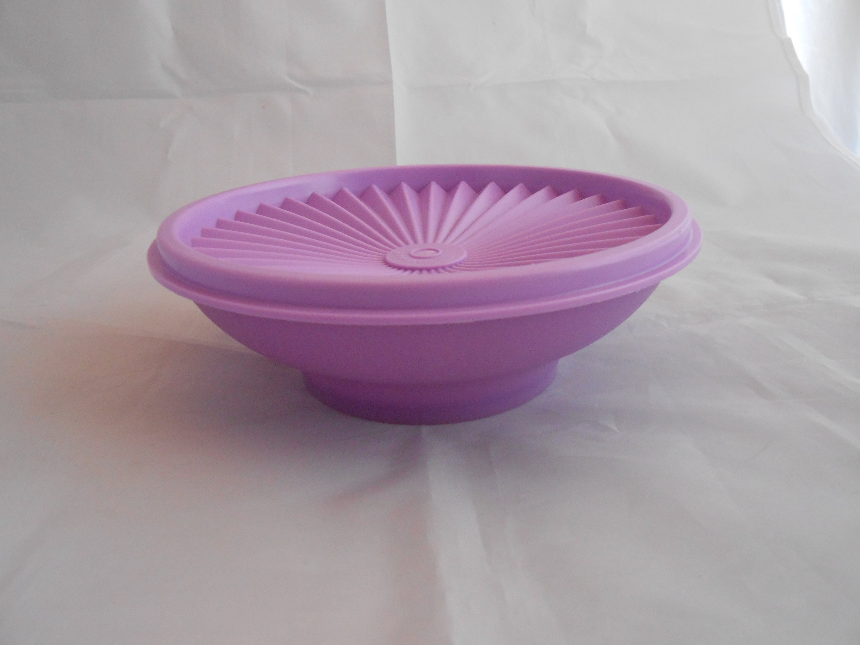 Tupperware Sheerly Elegant Purple Acrylic Bowl W/ Lid 3.2L USA