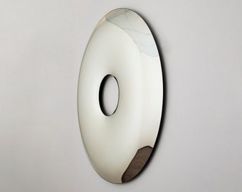 Zeitgenössischer Donut Konvexer Spiegel, Inspiriert von Space Age Dekor, Handgefertigt, Spiegel Wand Dekor, Curve Spiegel