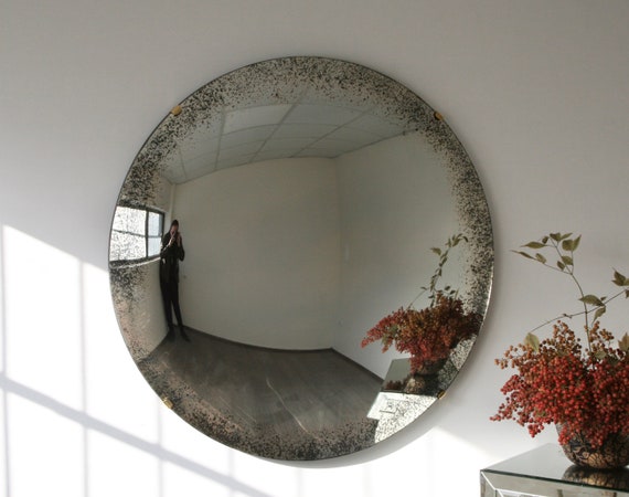Antiker konvexer Spiegel mit Messingclips, handgefertigt, antiker