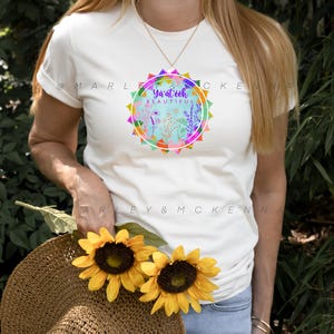 Yá’át’ééh Beautiful | Floral Unisex Shirt