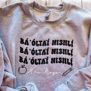 I am a Teacher | Navajo Language Teacher Crewneck Sweatshirt