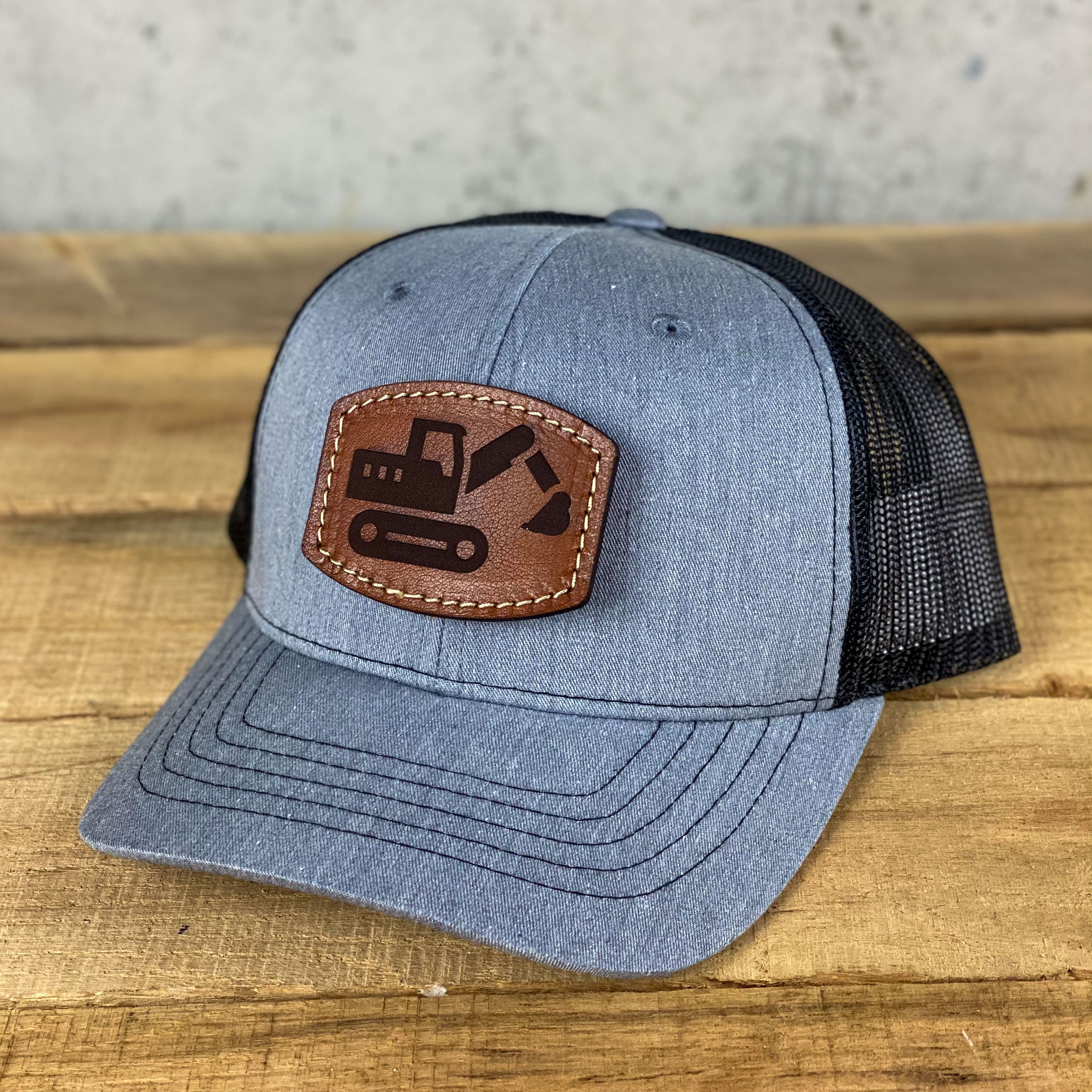 Excavator YOUTH Richardson 112 Leather 