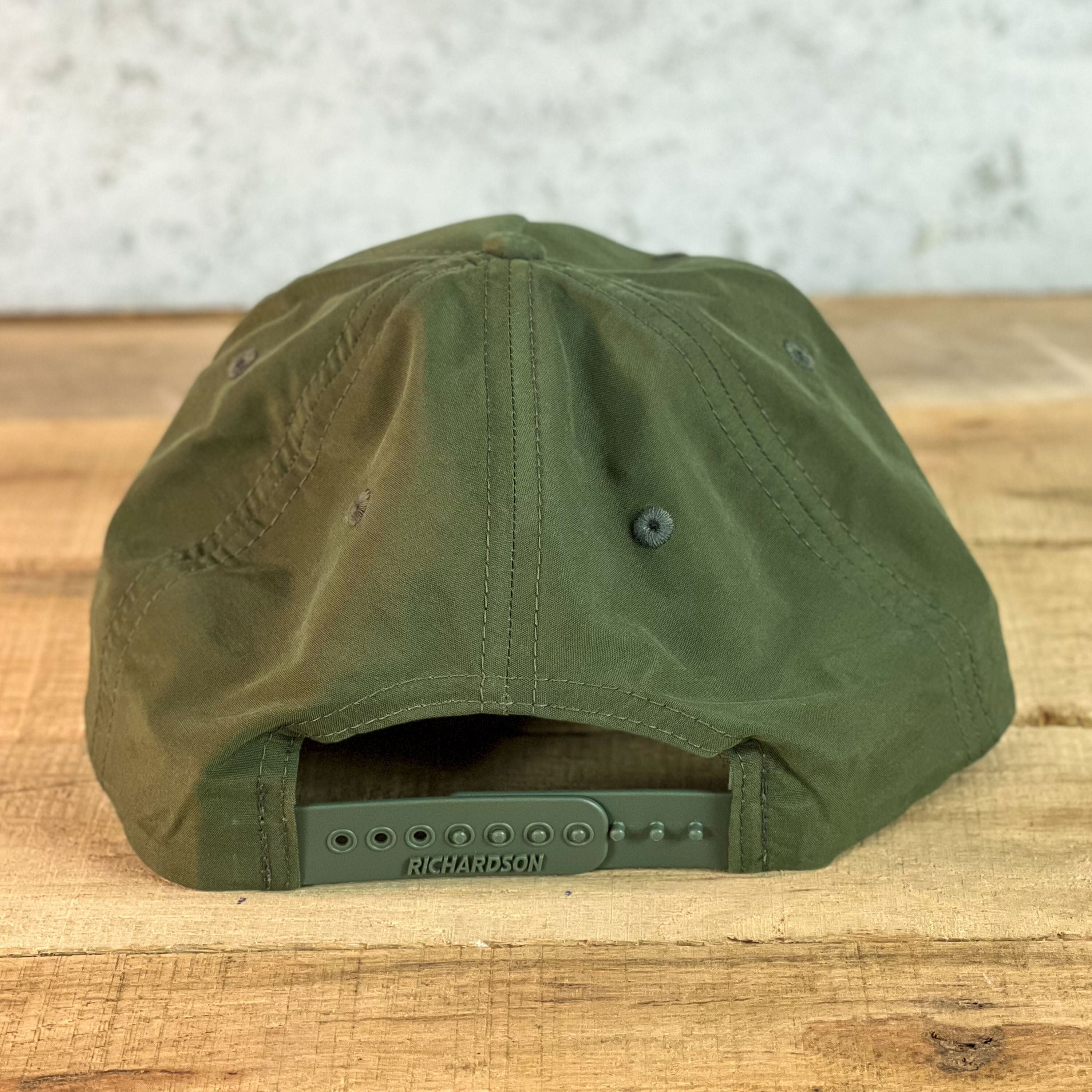 Explore Retro Richardson 256 Umpqua 