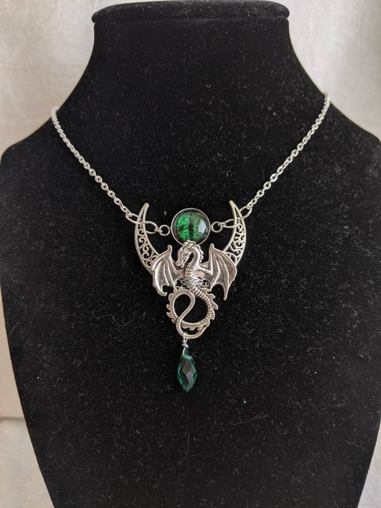 Dragon's Eye Necklace