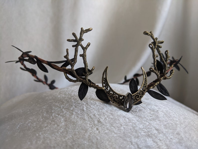 Black Moon Woodland Tiara with Branches image 4