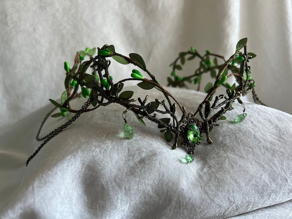 Queen of the Enchanted Forest Woodland Tiara with Draping Side Chains