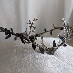 Black Moon Woodland Tiara with Branches image 2