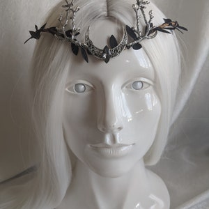 Black Moon Woodland Tiara with Branches image 7