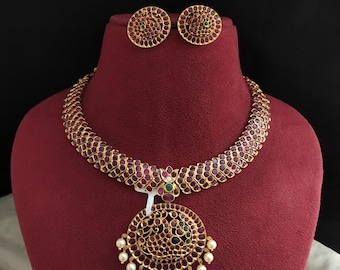 Traditional Kemp Necklace Set, Vintage South Indian Choker, Peacock Pendant Bridal Jewelry, Temple Necklace with Stud Earrings