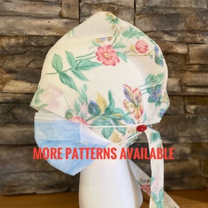 Floral Scrub Cap with Buttons: Handmade Ear Saver Surgical Hat