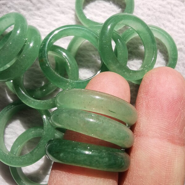 Natural Green Aventurine stone  Ring,Ready to wear, Ring , stackable, Size 6 to  10us , 5 mm thickness,used for Various styling jewelry 1pcs