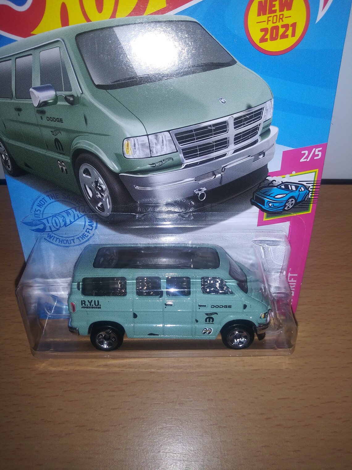 Hot wheels dodge van
