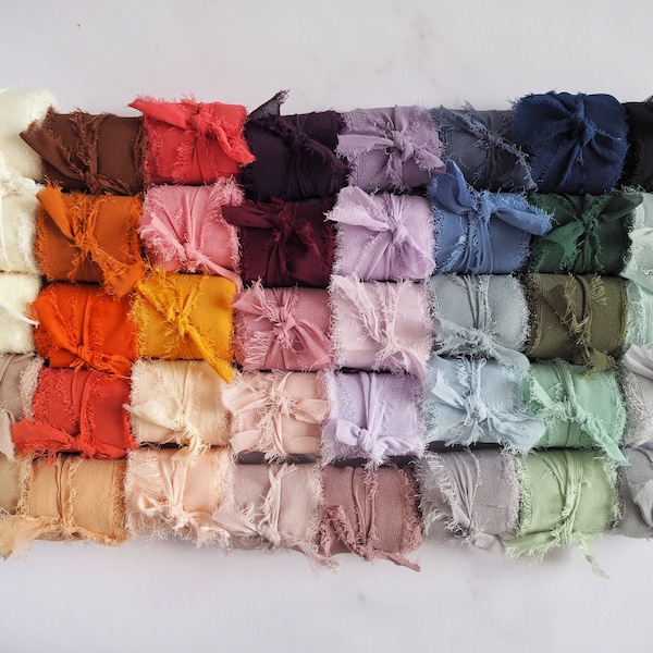Ruban mousseline de soie de luxe avec bords effilochés | 39 couleurs | 1 mètre ou 5 mètres | Teint à la main