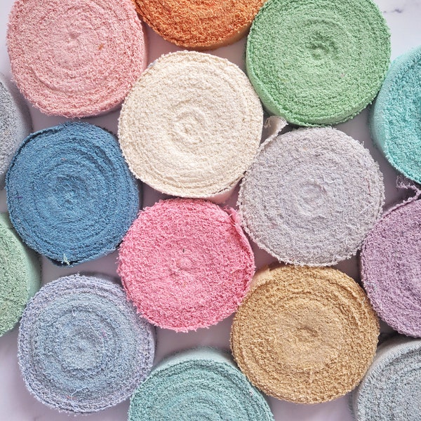 Rouleaux de ruban de coton recyclé - Idéal pour le tissage, le macramé, la fleuristerie, l'artisanat - 7 couleurs - Teint à la main