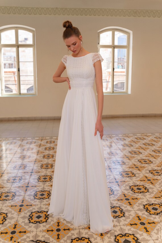 wedding dress short sleeves