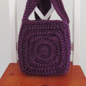 Easy Crochet Bulky Shoulder Bag Pattern