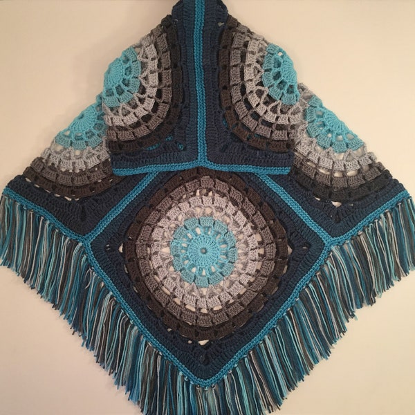 Leichte Beachy Erwachsene Oma Square Poncho Muster | Leichter Sommer Poncho Muster | 13 ""Oma-Quadrat-Muster."