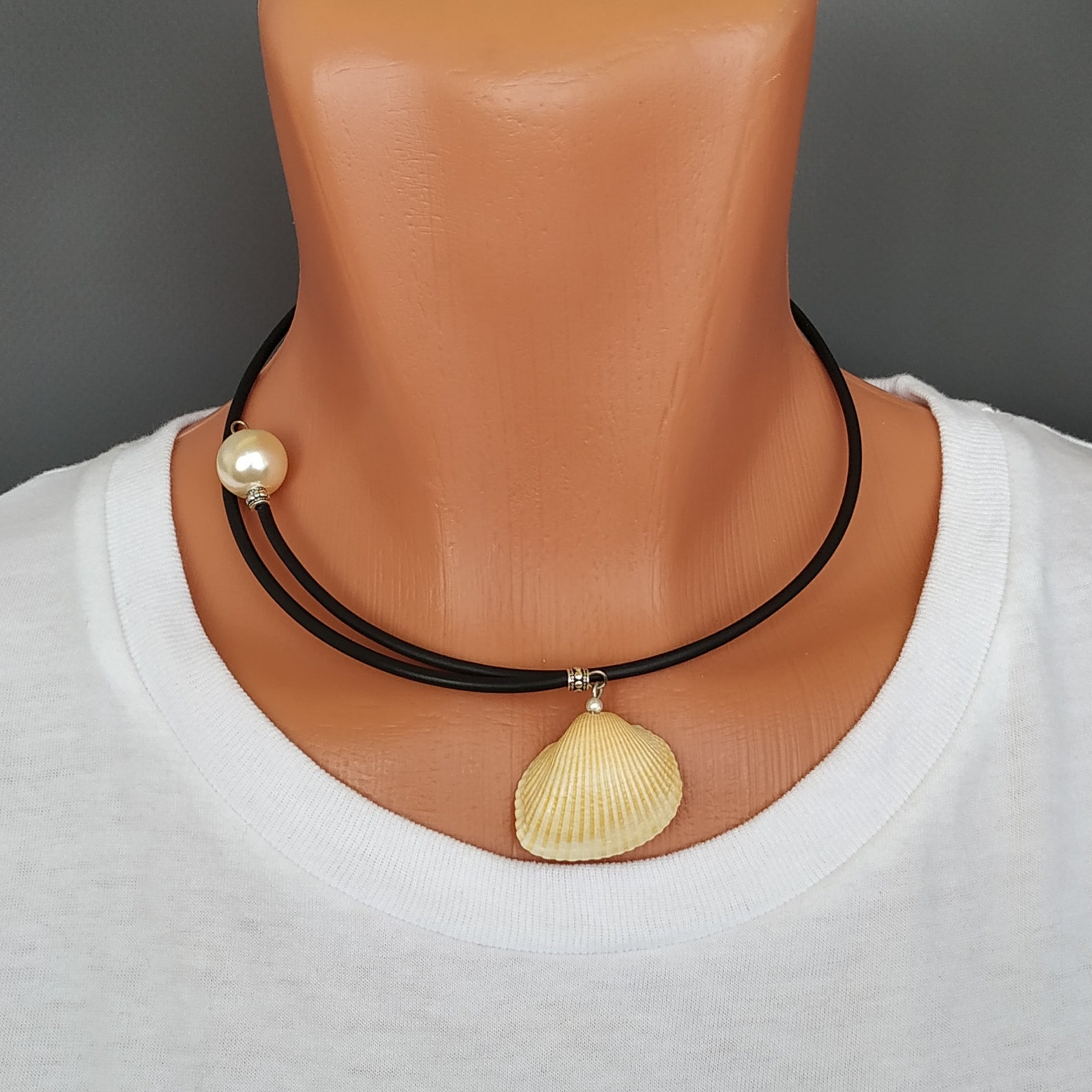 Seashell Choker Scallop Shell Necklace Skinny Beach Choker Etsy