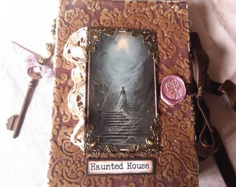 Junk journal thème "haunted house" (maison hantée), entièrement fait à la main