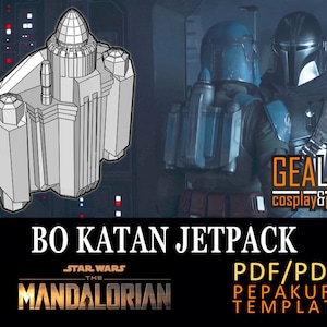 Puede incluir: Un modelo 3D blanco de un jetpack, etiquetado como "Bo Katan Jetpack", con el texto "Star Wars The Mandalorian PDF/PDO Pepakura Template" debajo. La imagen también muestra dos figuras con armadura mandaloriana en el fondo.