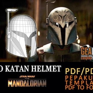 Könnte beinhalten: Eine weiße und graue 3D-druckbare Helmvorlage für einen Bo-Katan-Helm aus der Star Wars: The Mandalorian-Fernsehserie. Die Vorlage ist mit "PDF/PDO PEPAKURA TEMPLATE PDF TO FOAM" beschriftet.
