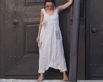 Tuta in lino bianco sporco: abito lungo oversize, abbigliamento sostenibile