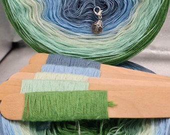 Gradient Yarn Cake, 50/50 cotton acrylic, "RIVER" , crochet/knitting yarn, ombre yarn, shawl yarn, mandala gradient yarn