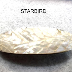 WHITE CRACKLE MOTHER of  PEARl inlay sea shell hair barrette