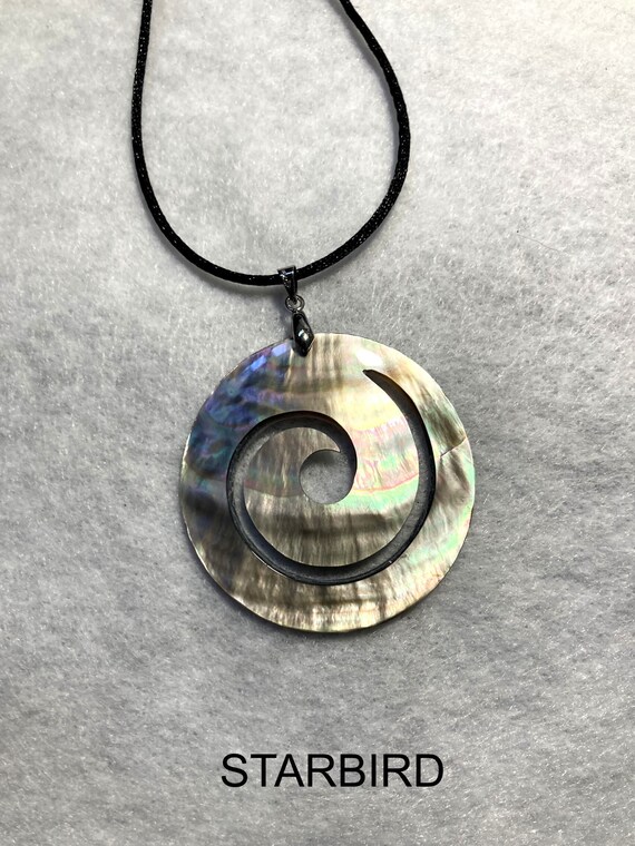 White or Black  Mother of Pearl  Pendant Necklace - image 8