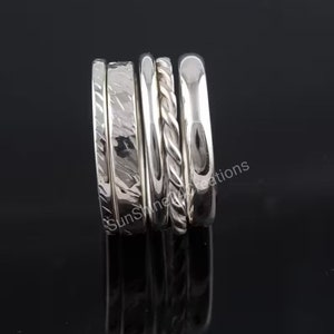 Set van 5 Sterling zilveren stapelringen, sterling zilveren stapelringset, eenvoudige zilveren gehamerde en twistbanden, minimalistische ringen, Midi-ringen afbeelding 3