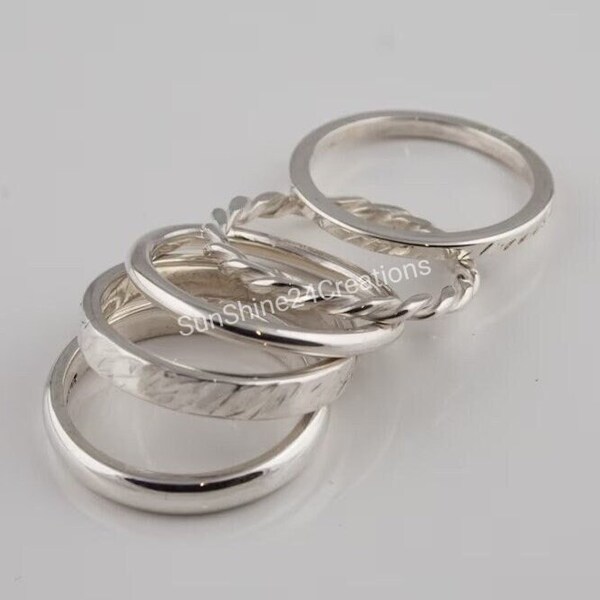 Conjunto de 5 anillos apilables de plata esterlina, conjunto de anillos apilables de plata esterlina, bandas simples martilladas y retorcidas de plata, anillos minimalistas, anillos midi