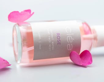 Coconut Water and Rose Face Mist – Hydraterende toner | Dewy-huidspray | Natuurlijk en rustgevend