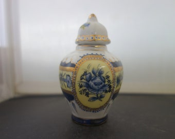 Antique Chinese vintage home decor spice jar Lovely  purchased in China buy a traveler and collector gold, blue, yellow and white