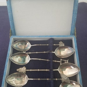 Vintage set of 6 Chinese silver souvenir spoons in case