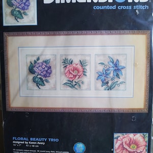 OOP Vintage Abmessungen ""Floral Beauty Trio"" #35033 Gezählter Kreuzstich New 2000."