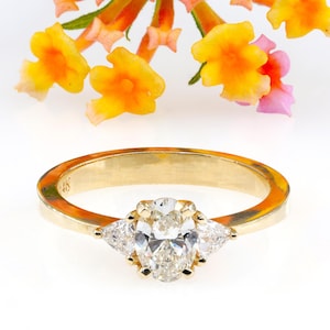 3 Stones Diamond Engagement Ring, Trillion Cut Diamond Ring, 3 Stone Triangle Diamond, Unique Oval Ring, Triangle Diamond Wedding Ring