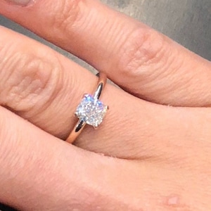 Rose Gold Engagement Ring, 18K Rose Gold Solitaire Engagement Ring, 1 Carat Diamond Wedding Ring, 14K Rose Gold Diamond Ring, Gift For Her