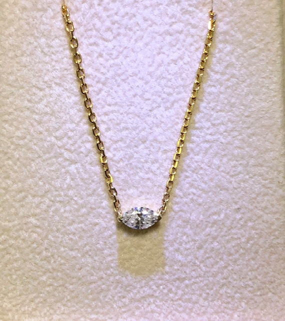 Single diamond necklace 0.5ct Single diamond necklaces Single diamond |  18carati
