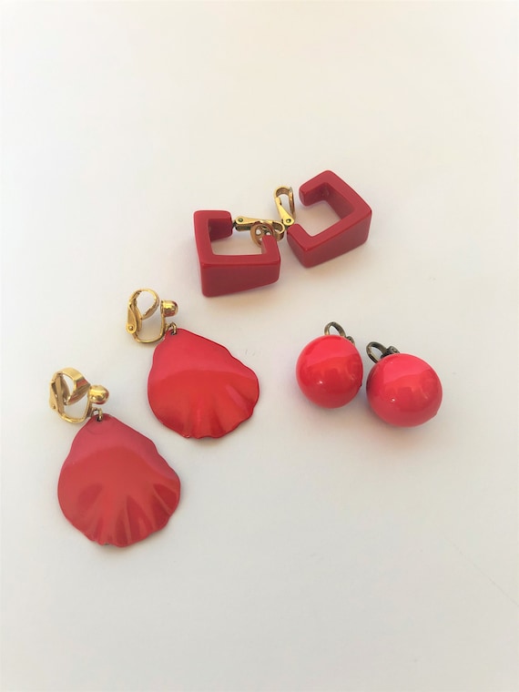 Rad in Red 1980s Bright Earring Lot - image 1